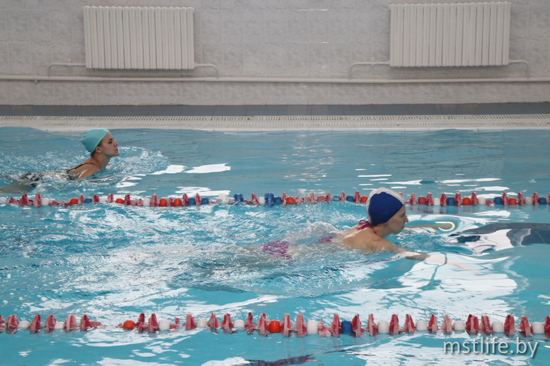 В ЦФОР «Олимп» состоялись районные соревнования по плаванию среди женщин